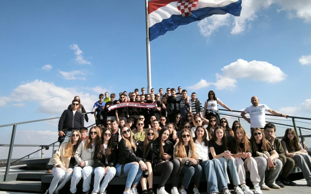 TERENSKA NASTAVA U VUKOVARU ( POSJET OSMAŠA VUKOVARU – DVODNEVNI EDUKATIVNI POSJET 27.4.2025. – 29.4.2025.)